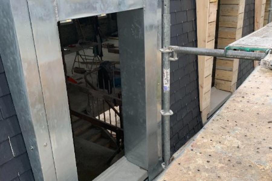 Réfection couverture, cheminée et entourage de fenêtres en zinc et alu